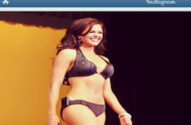 Diabète: une Miss défile en bikini avec sa pompe à insuline